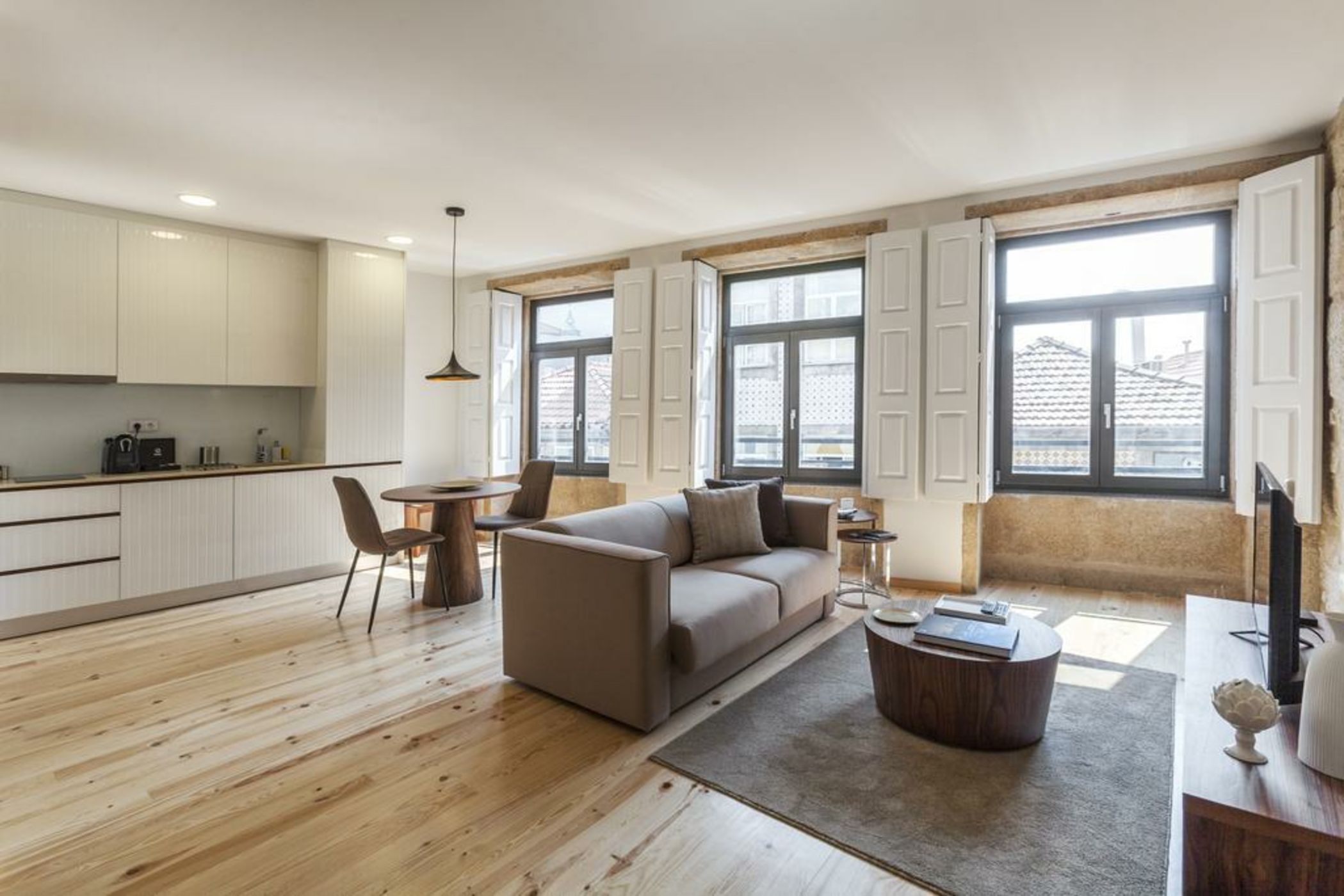 Oporto Street Sá de Noronha - Only Adults