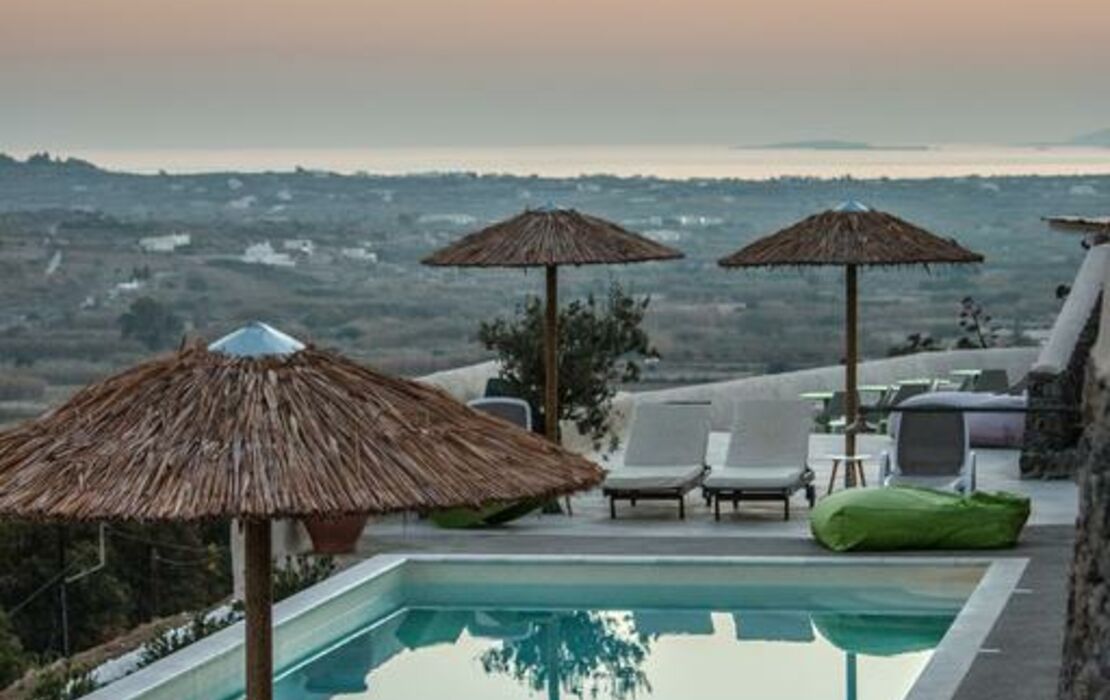 Halcyon Suites and Villas Naxos