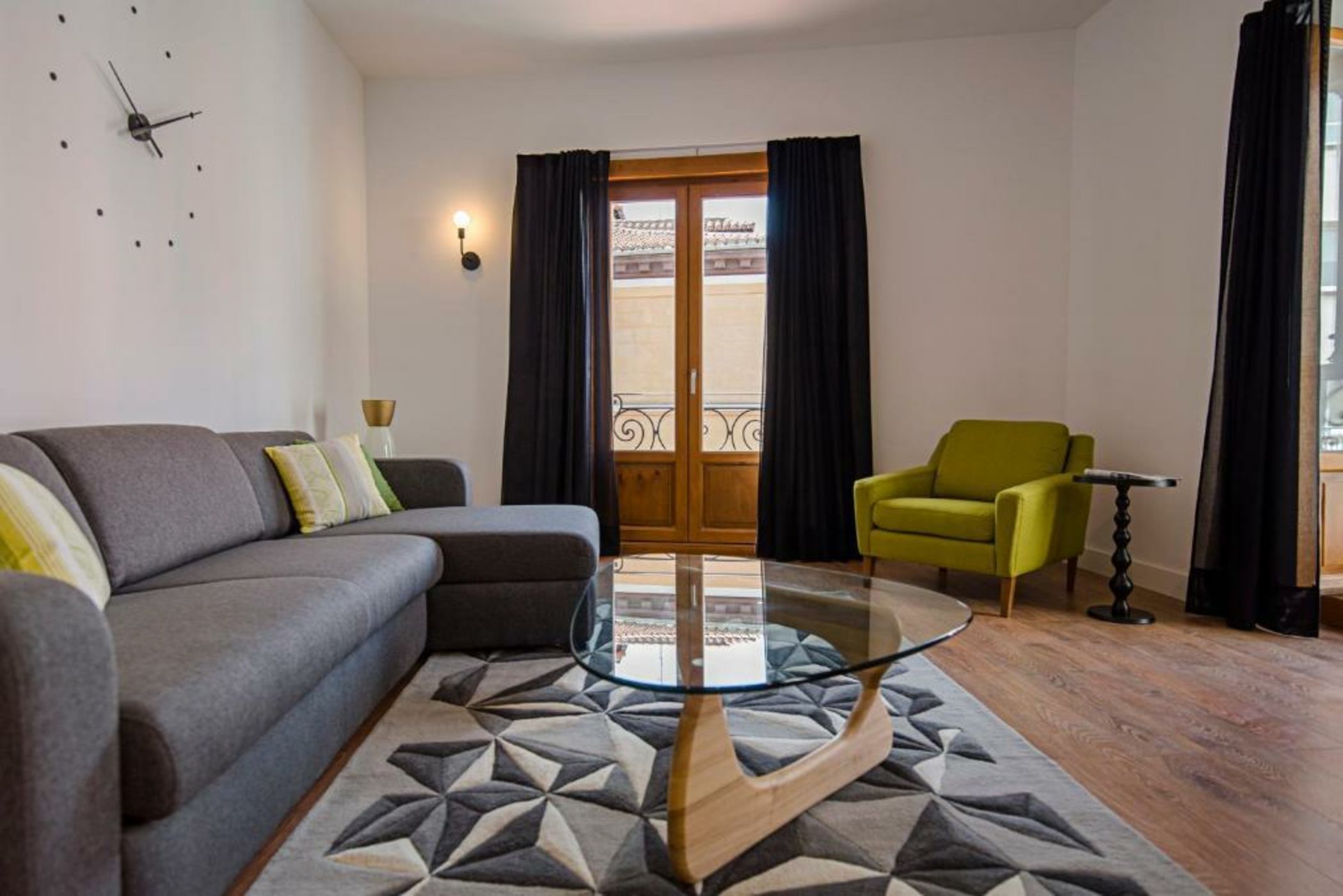 B&B Apartamentos Madrid Centro Fuencarral 46