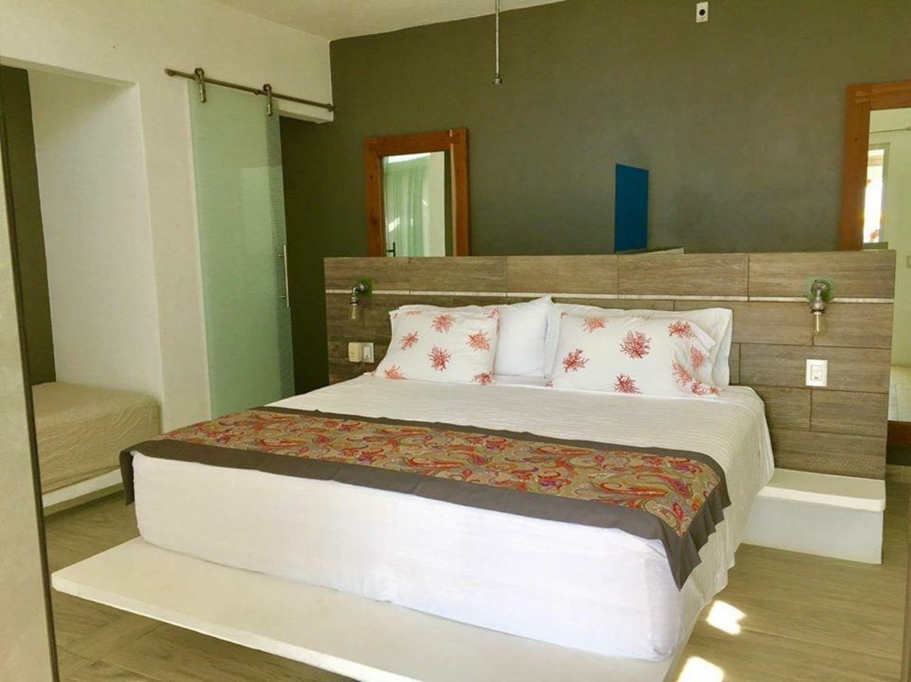 Villa Aikia (Adults Suites A/C)