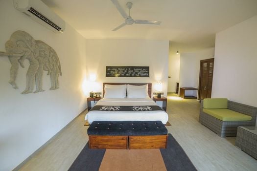 Aliya Resort and Spa