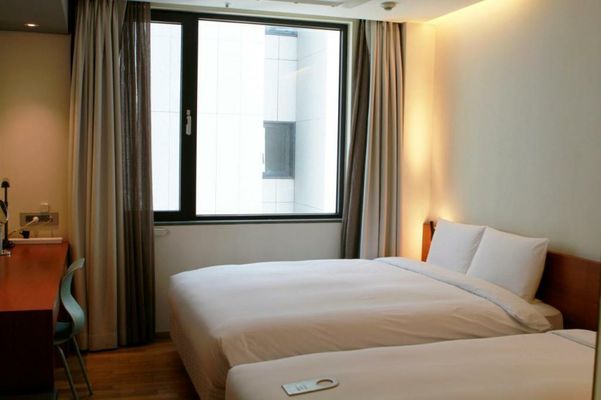 Seoul Hotel ShinShin Myeongdong