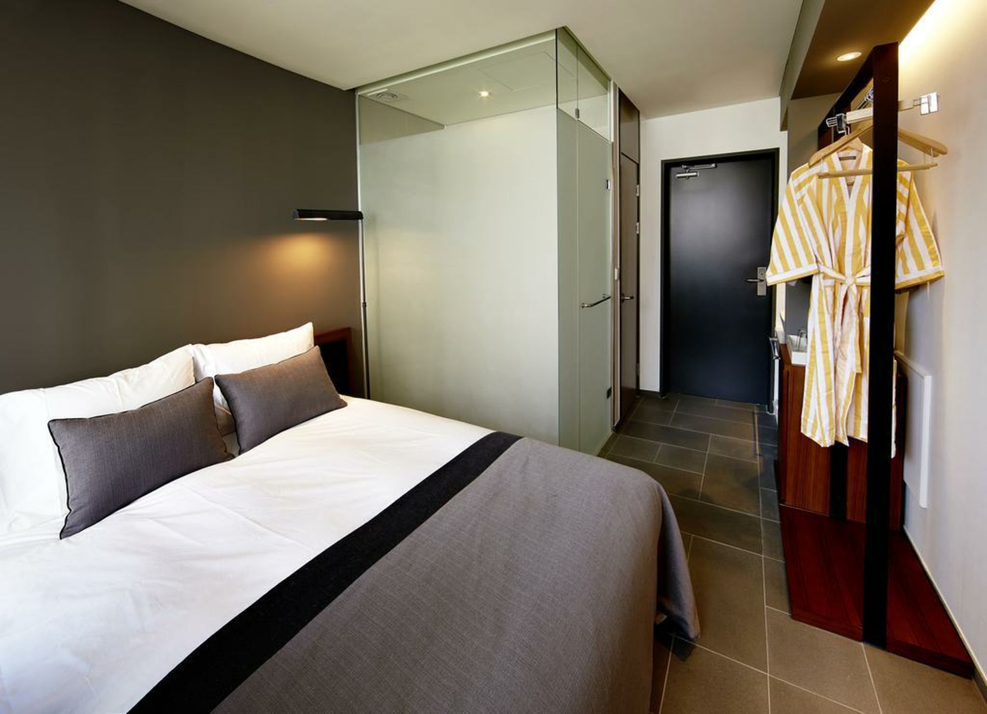 Floral Hotel ShinShin Seoul Myeongdong