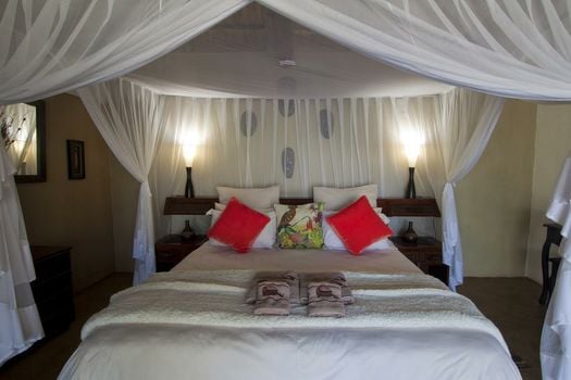 Naledi Bushlodge
