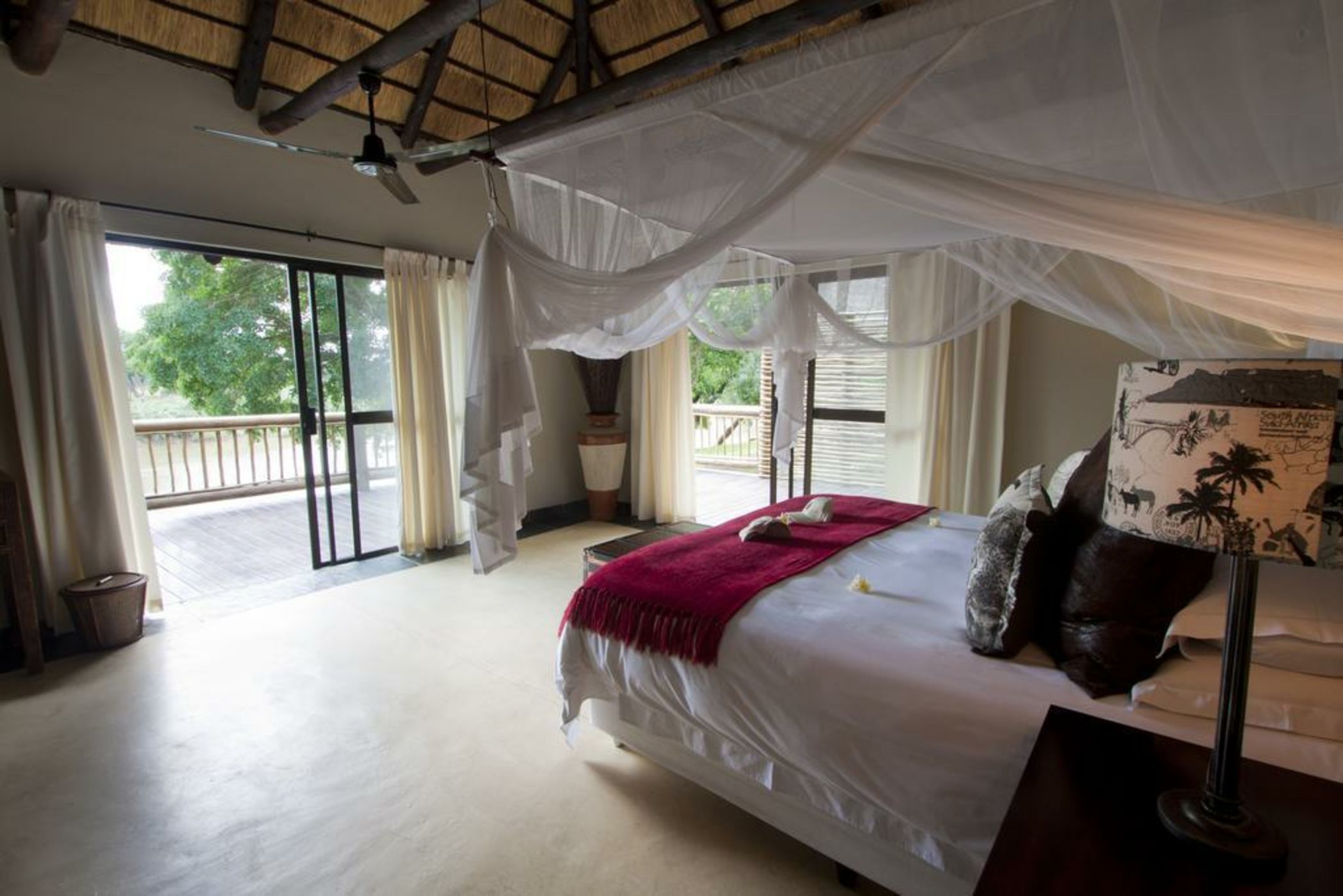 Naledi Bushlodge
