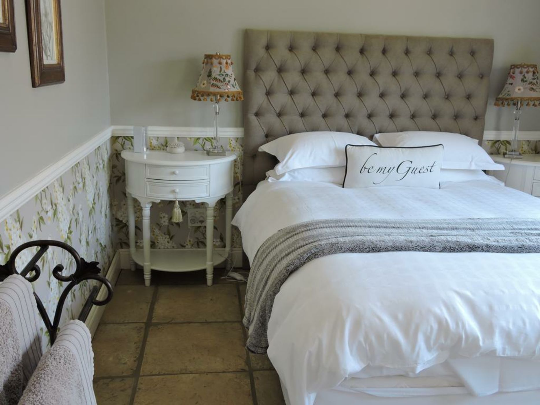 Worcester Cottage and Suite