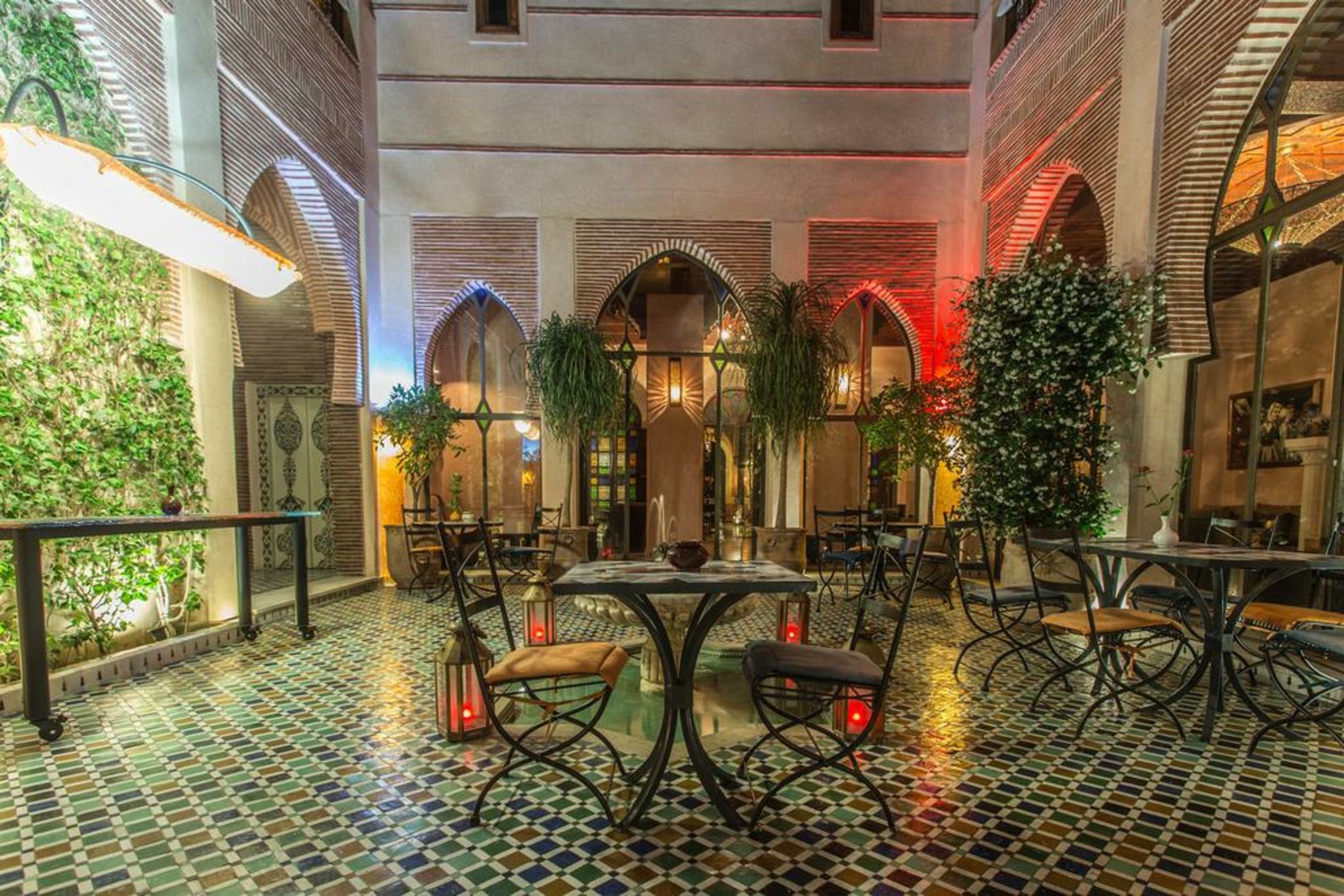 Riad Le Perroquet Bleu Suites & Spa