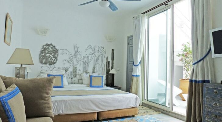 Riad Le Perroquet Bleu Suites & Spa