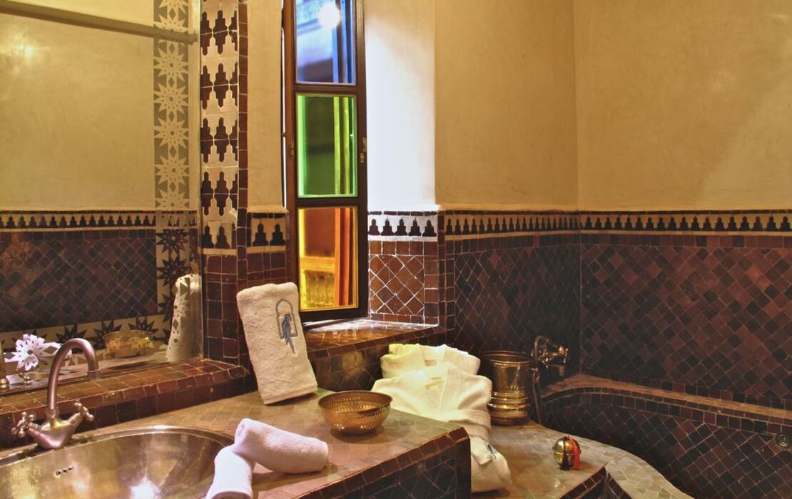 Riad Le Perroquet Bleu Suites & Spa