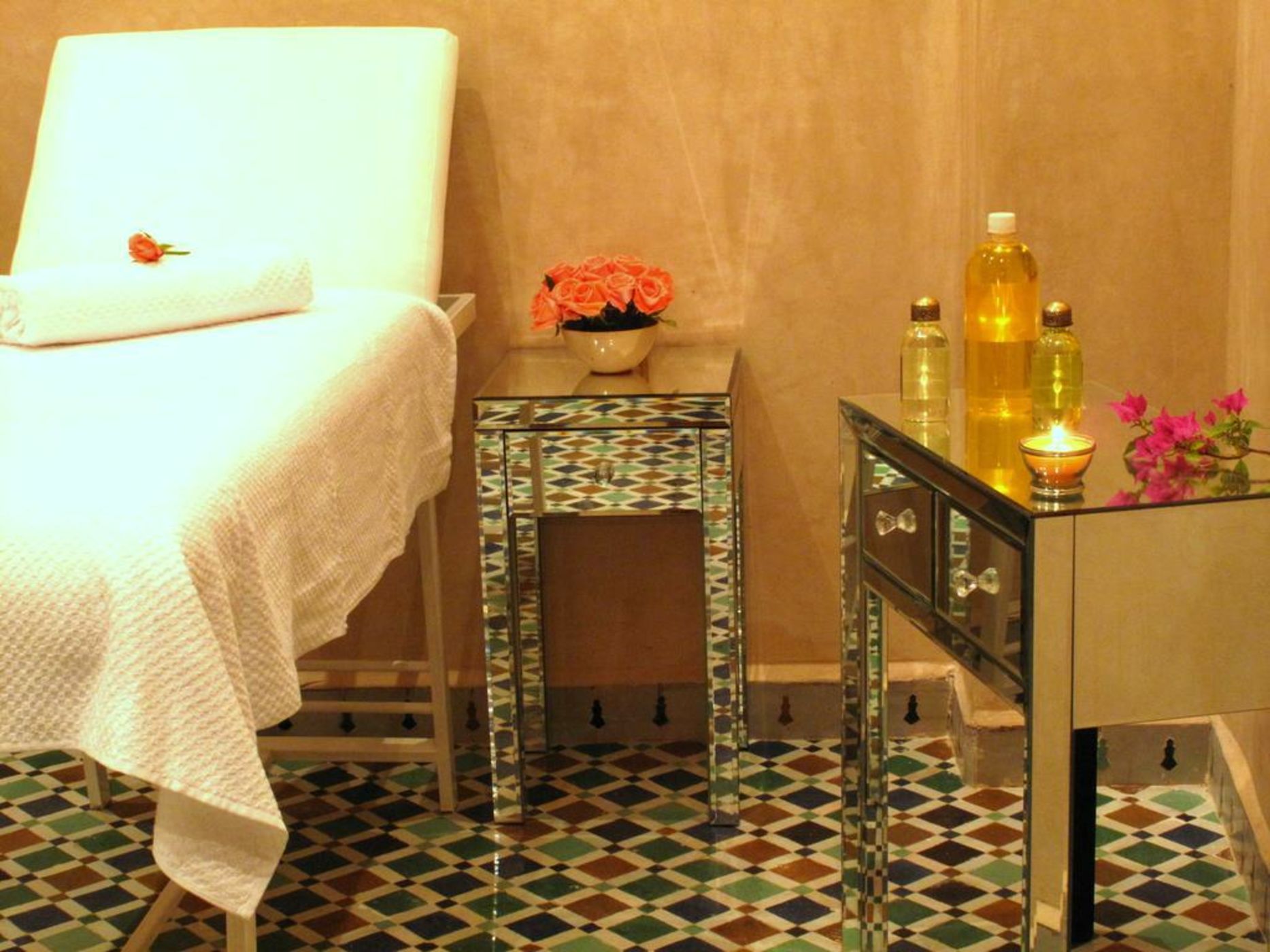 Riad Le Perroquet Bleu Suites & Spa