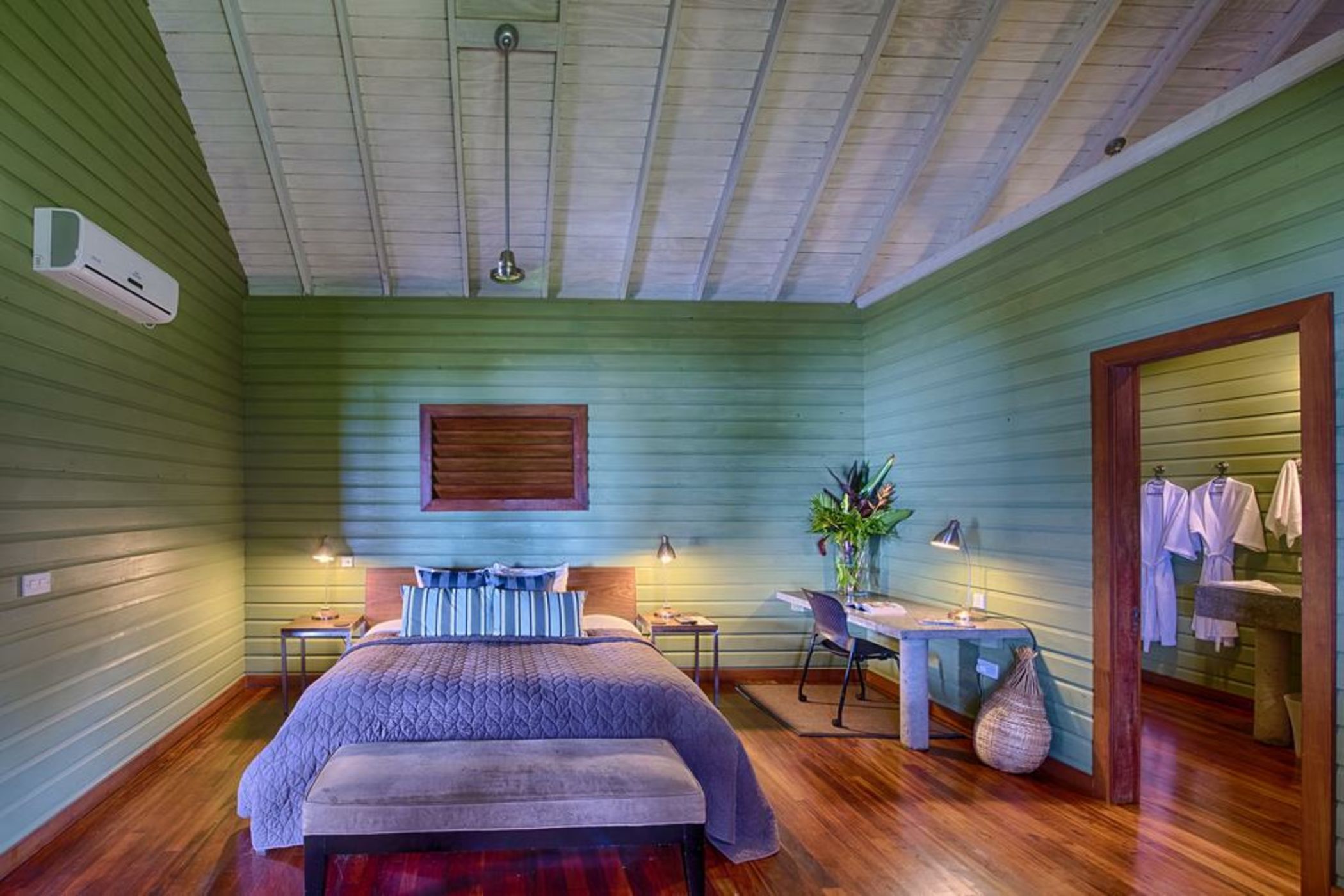 Pagua Bay House ~ Oceanfront Cabana's