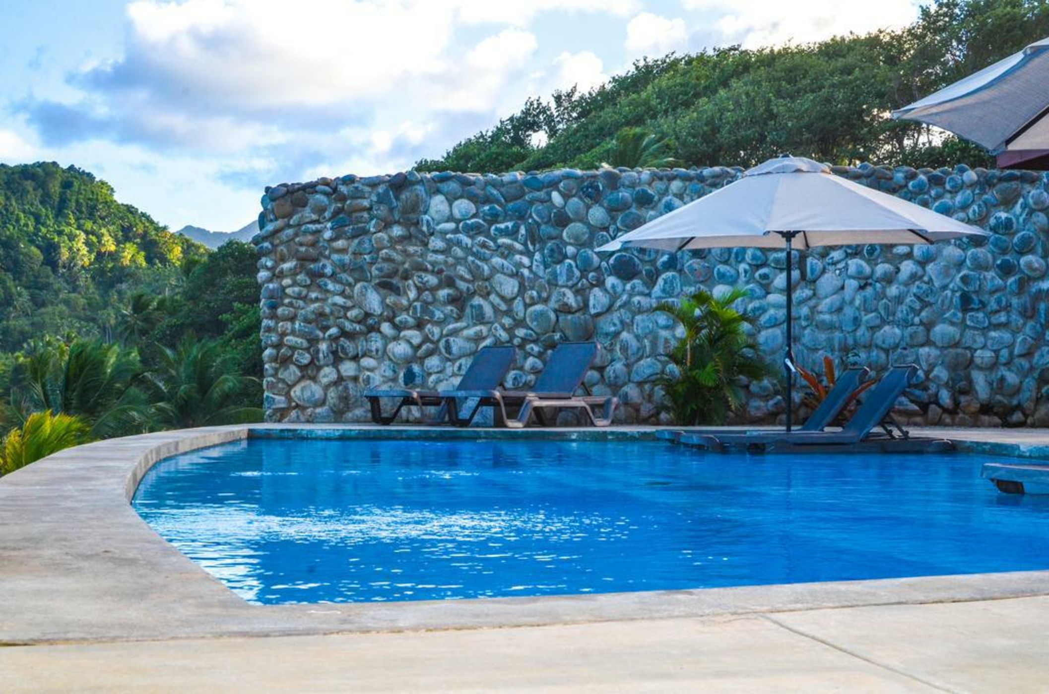 Pagua Bay House ~ Oceanfront Cabana's