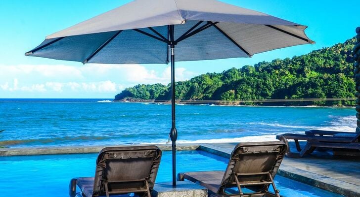 Pagua Bay House ~ Oceanfront Cabana's