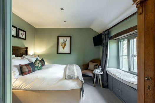 The Wheatsheaf Inn