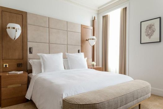 Four Seasons Hotel London at Ten Trinity Square