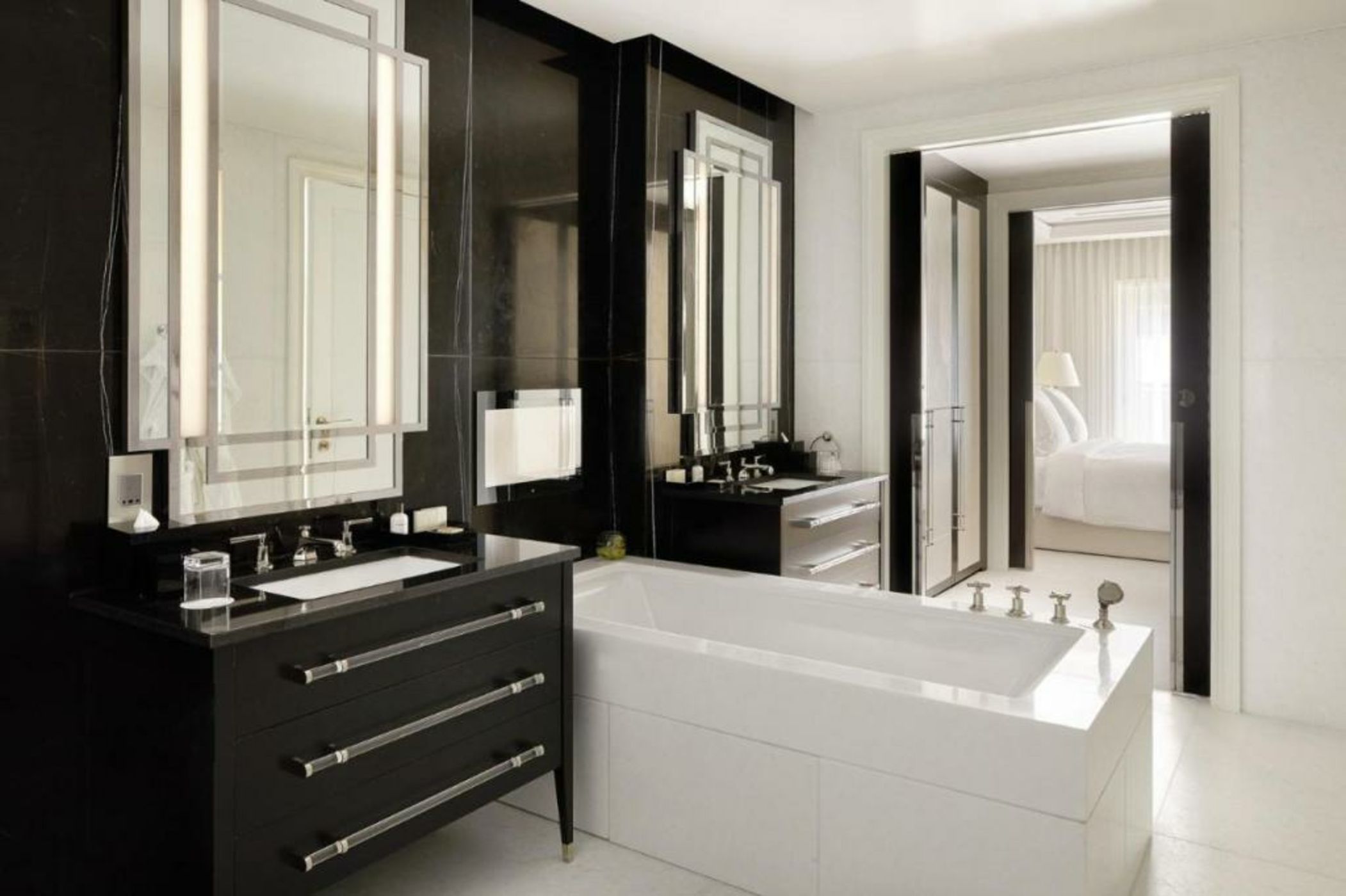 Four Seasons Hotel London at Ten Trinity Square