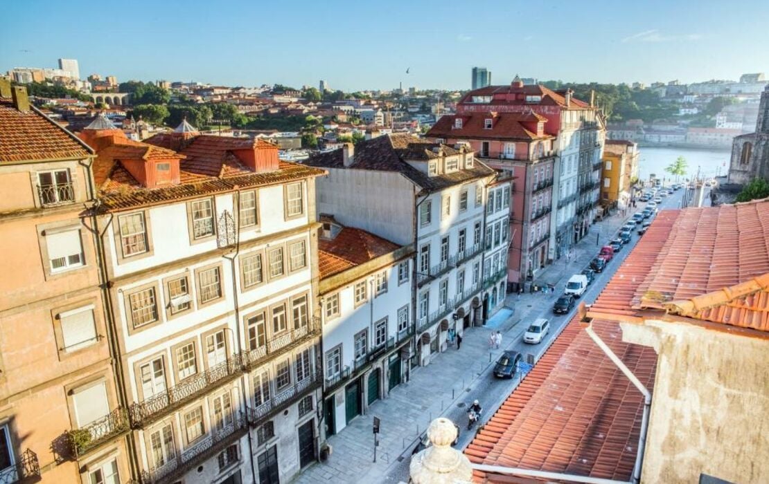 The Editory House Ribeira Porto Hotel
