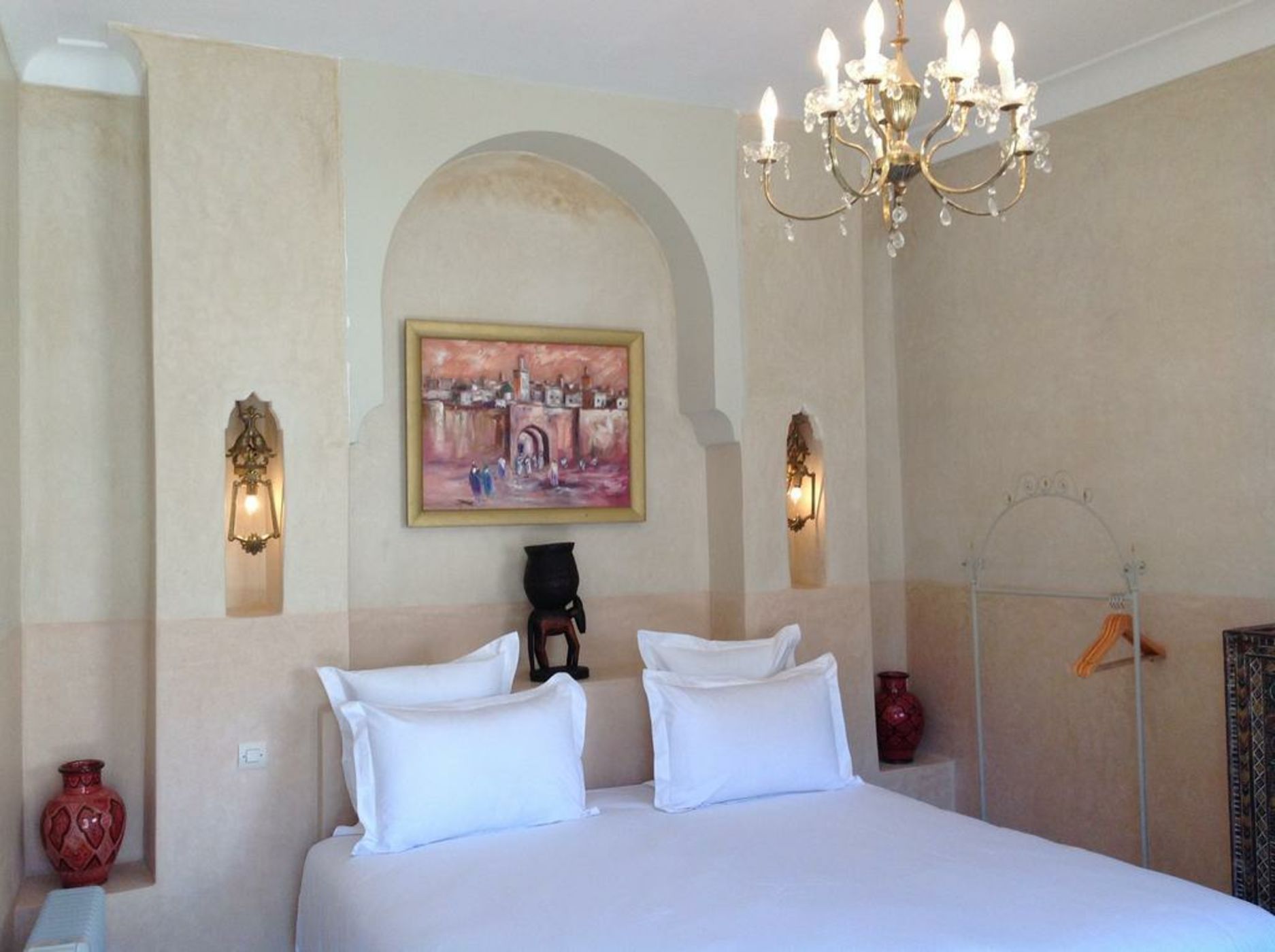 Riad Emberiza Sahari