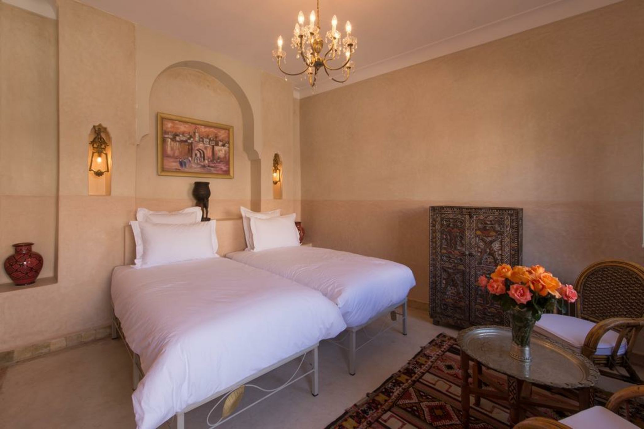 Riad Emberiza Sahari