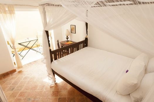 Mango House