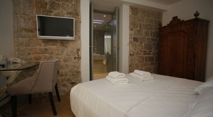 Heritage Hotel 19