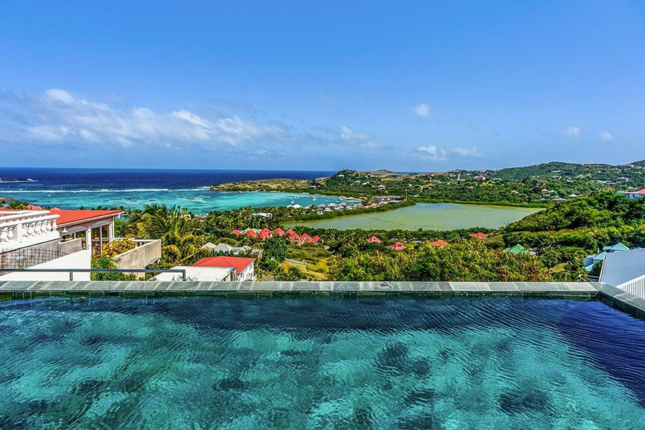 Black Pearl 115379-101537