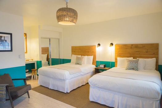 Cambria Beach Lodge