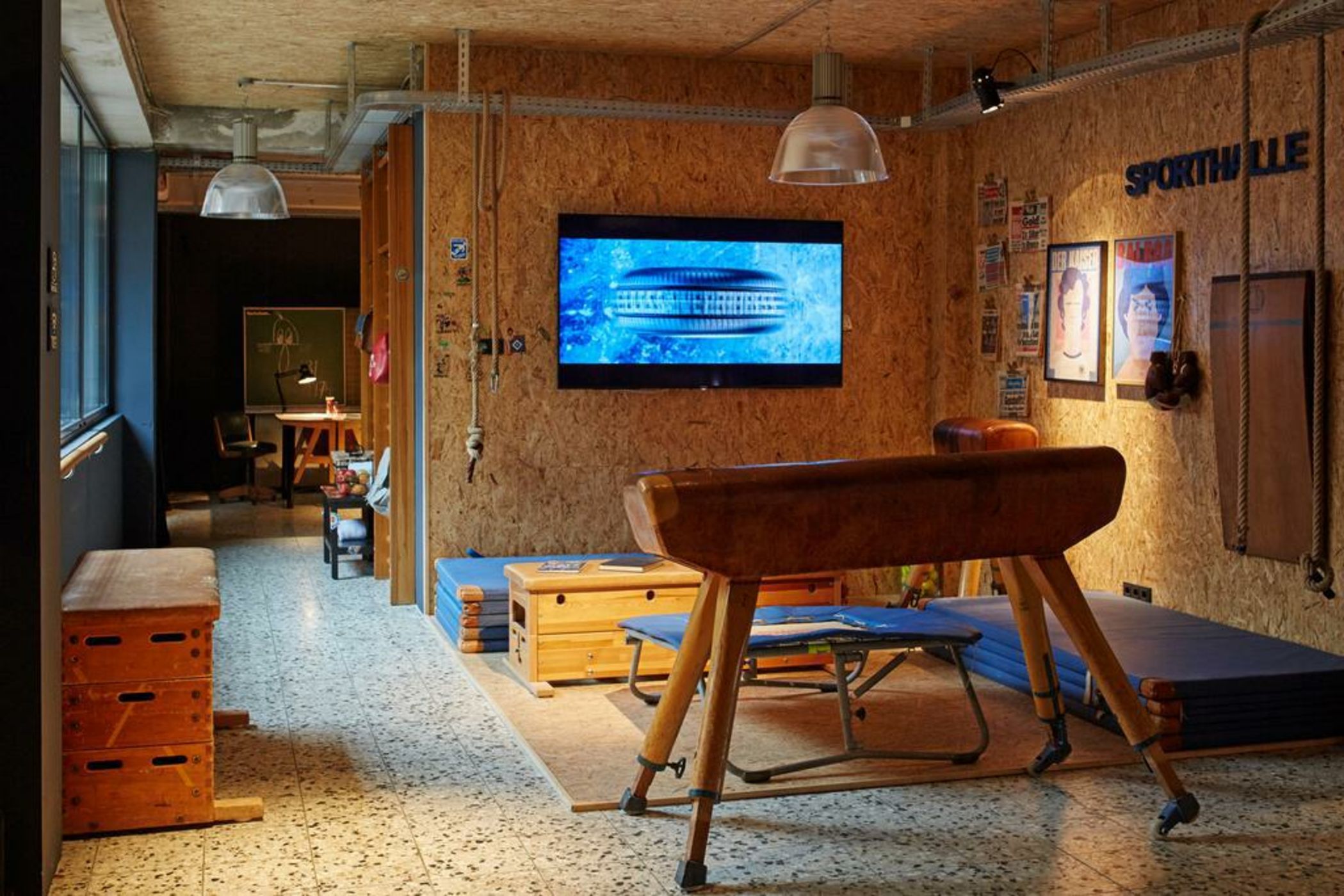 hotel friends Düsseldorf Downtown