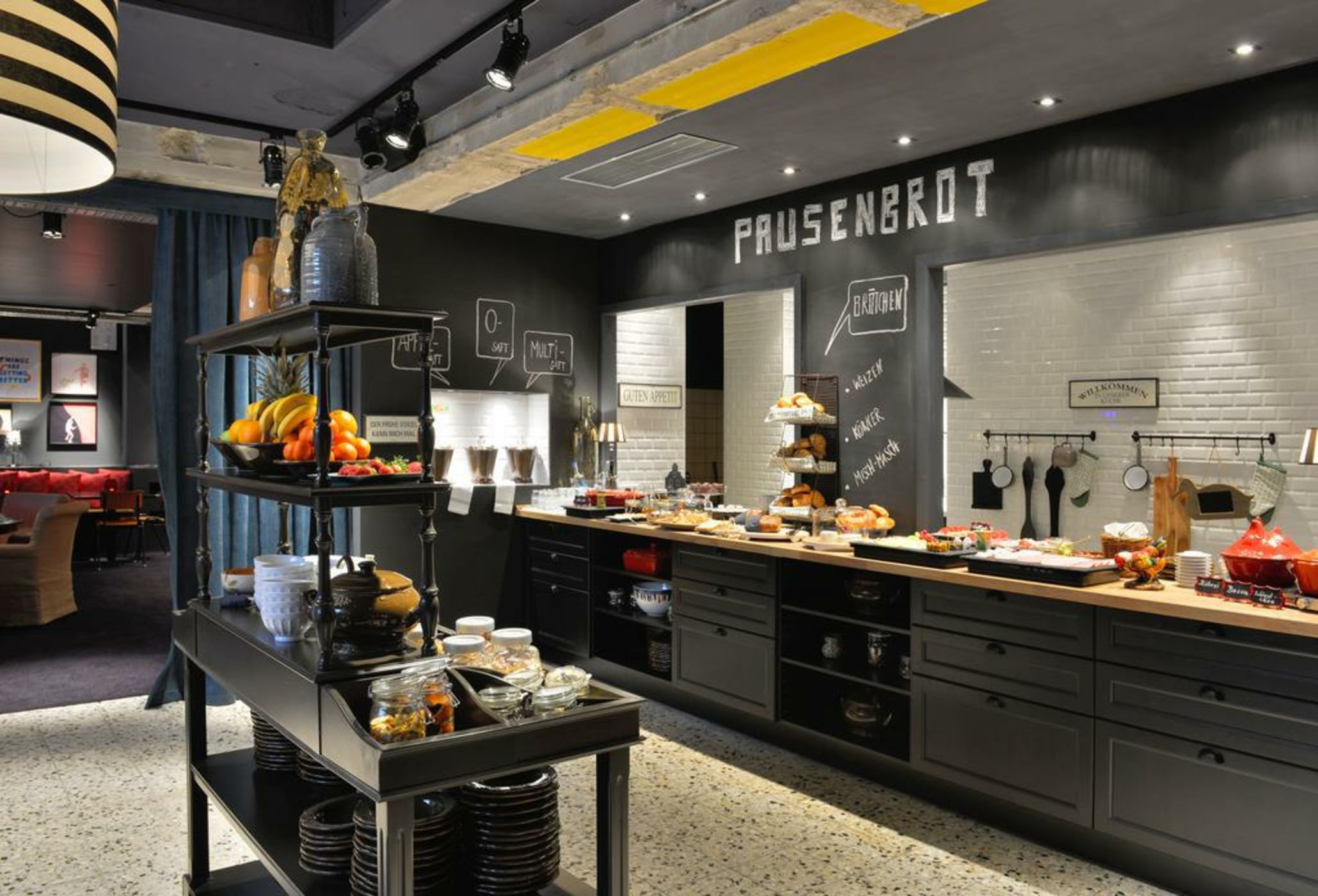 hotel friends Düsseldorf Downtown