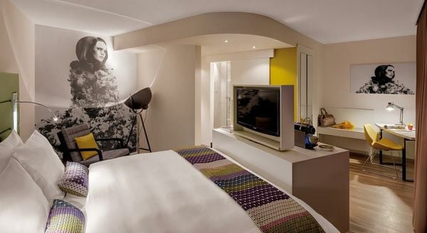 Hotel Indigo - Dusseldorf - Victoriaplatz, an IHG Hotel