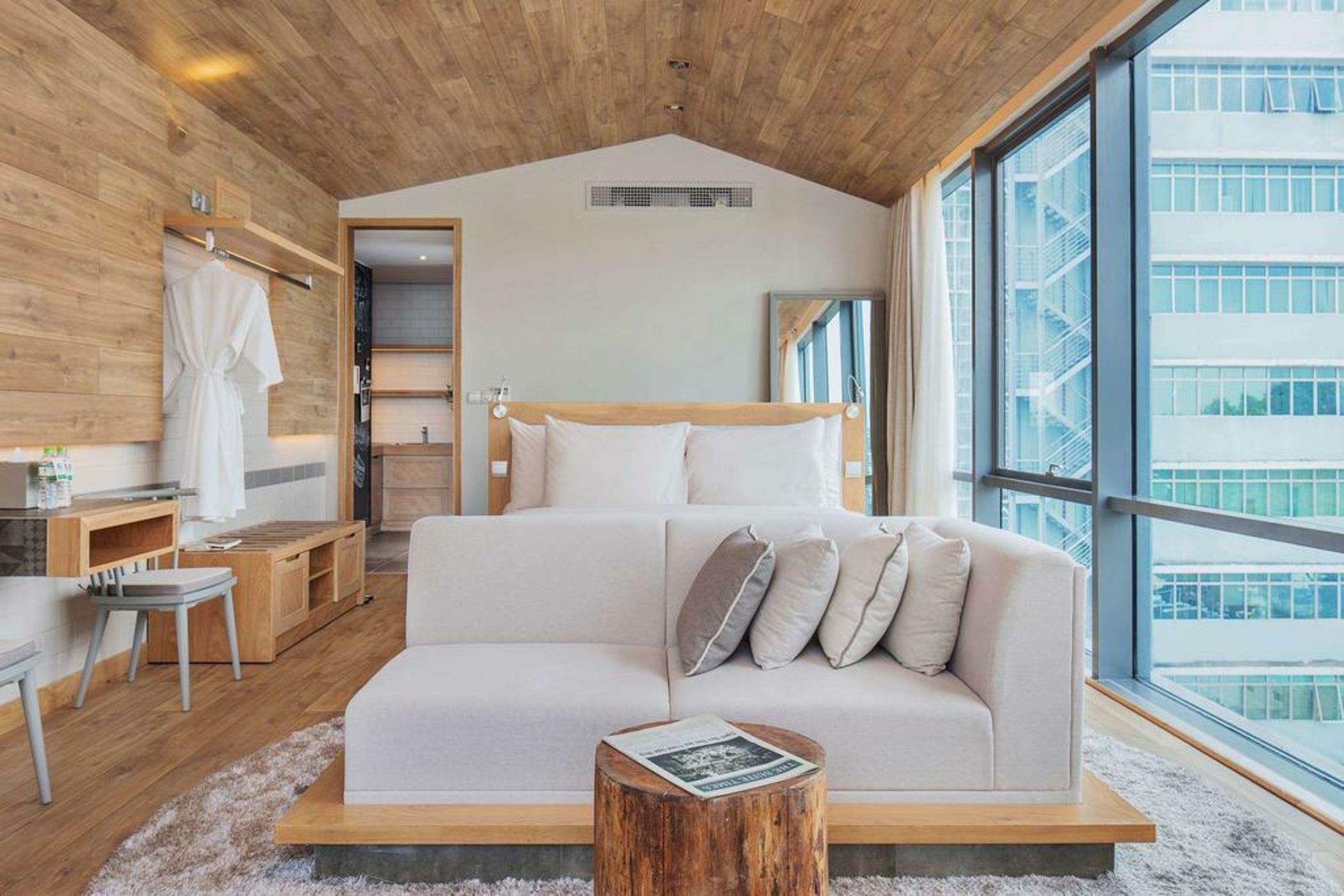 Fusion Suites Saigon