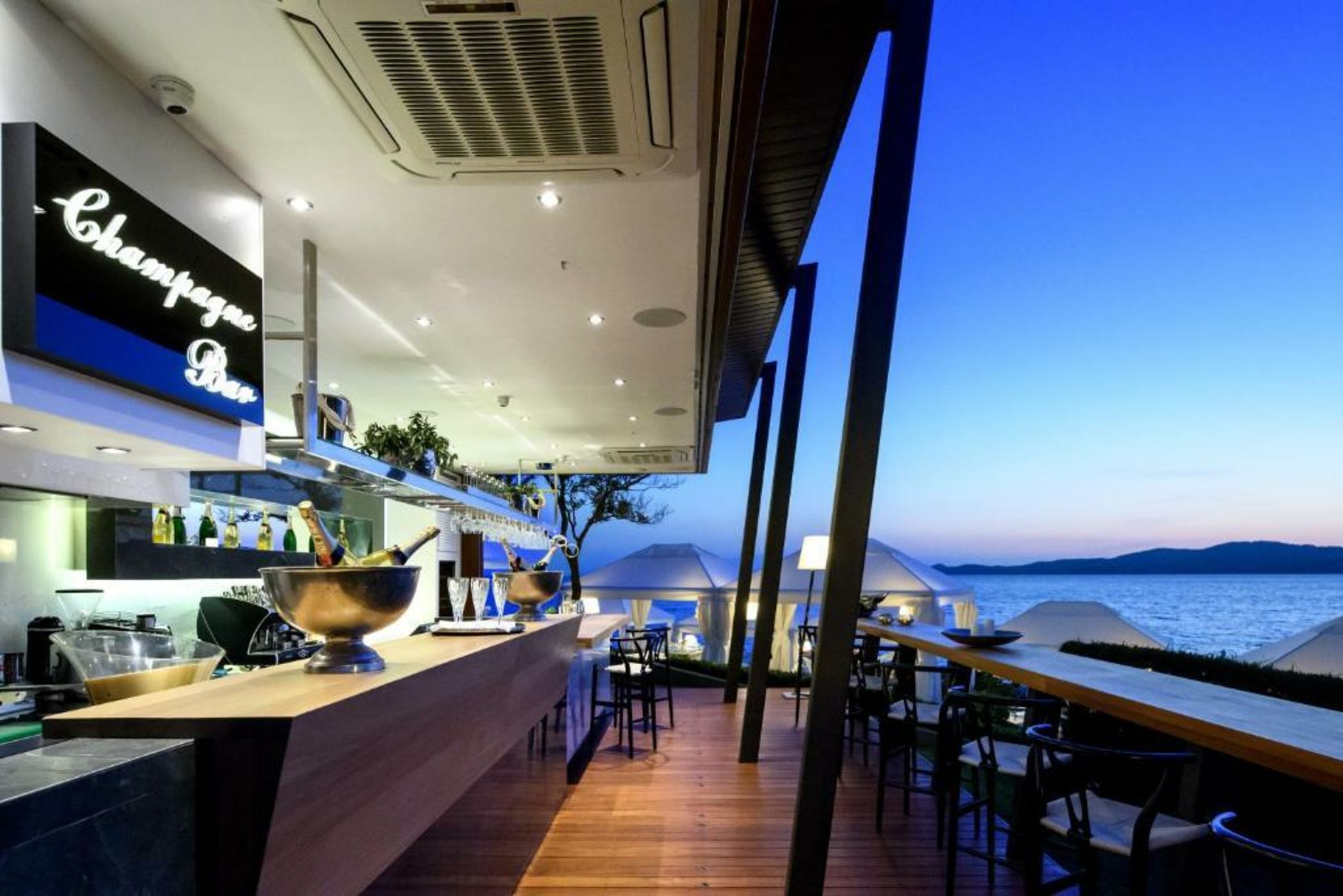 Avaton Luxury Hotel & Villas – Relais & Chateaux