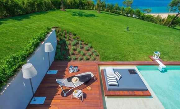 Avaton Luxury Hotel & Villas – Relais & Chateaux