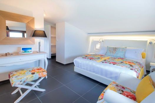 Avaton Luxury Hotel & Villas – Relais & Chateaux