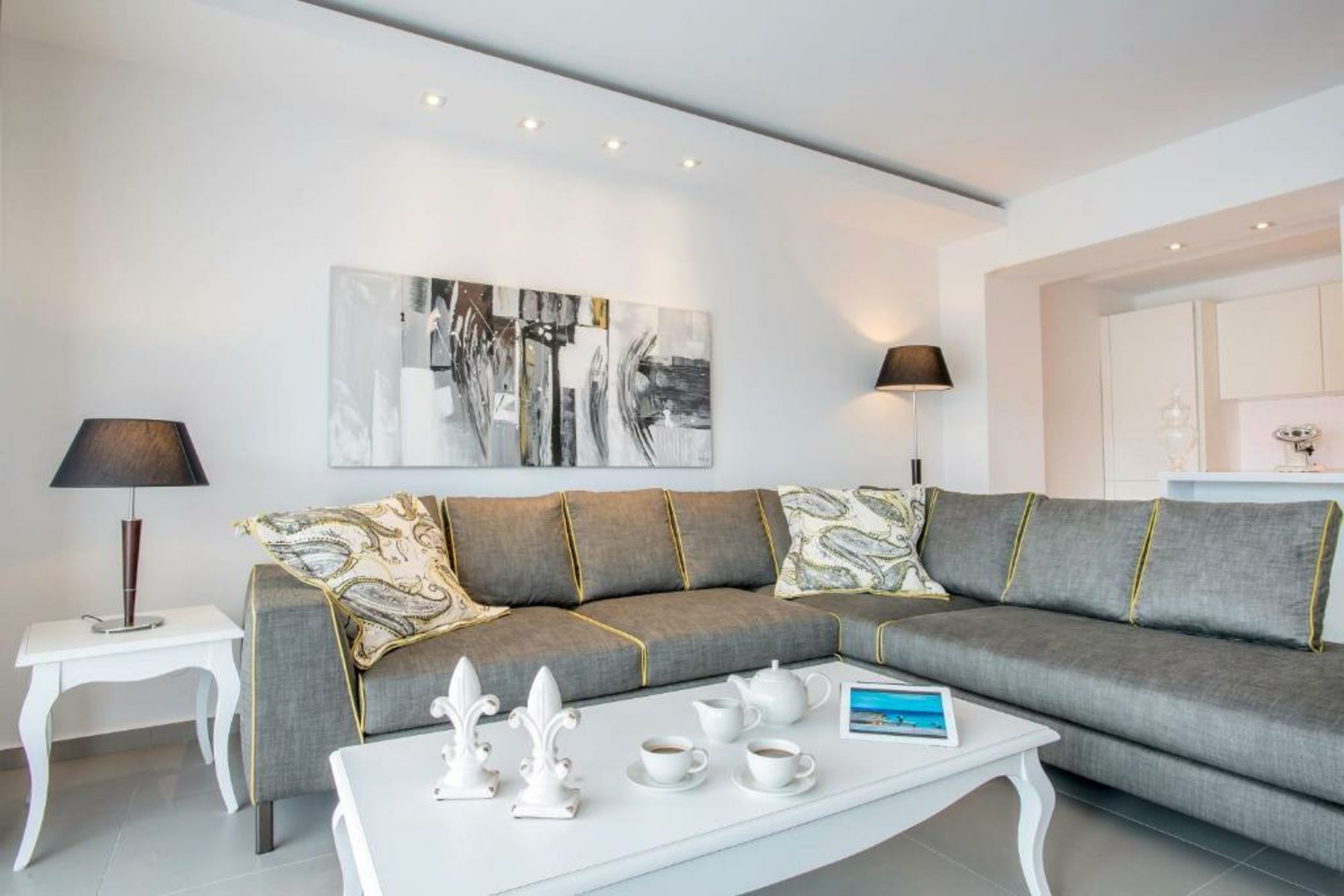 Avaton Luxury Hotel & Villas – Relais & Chateaux