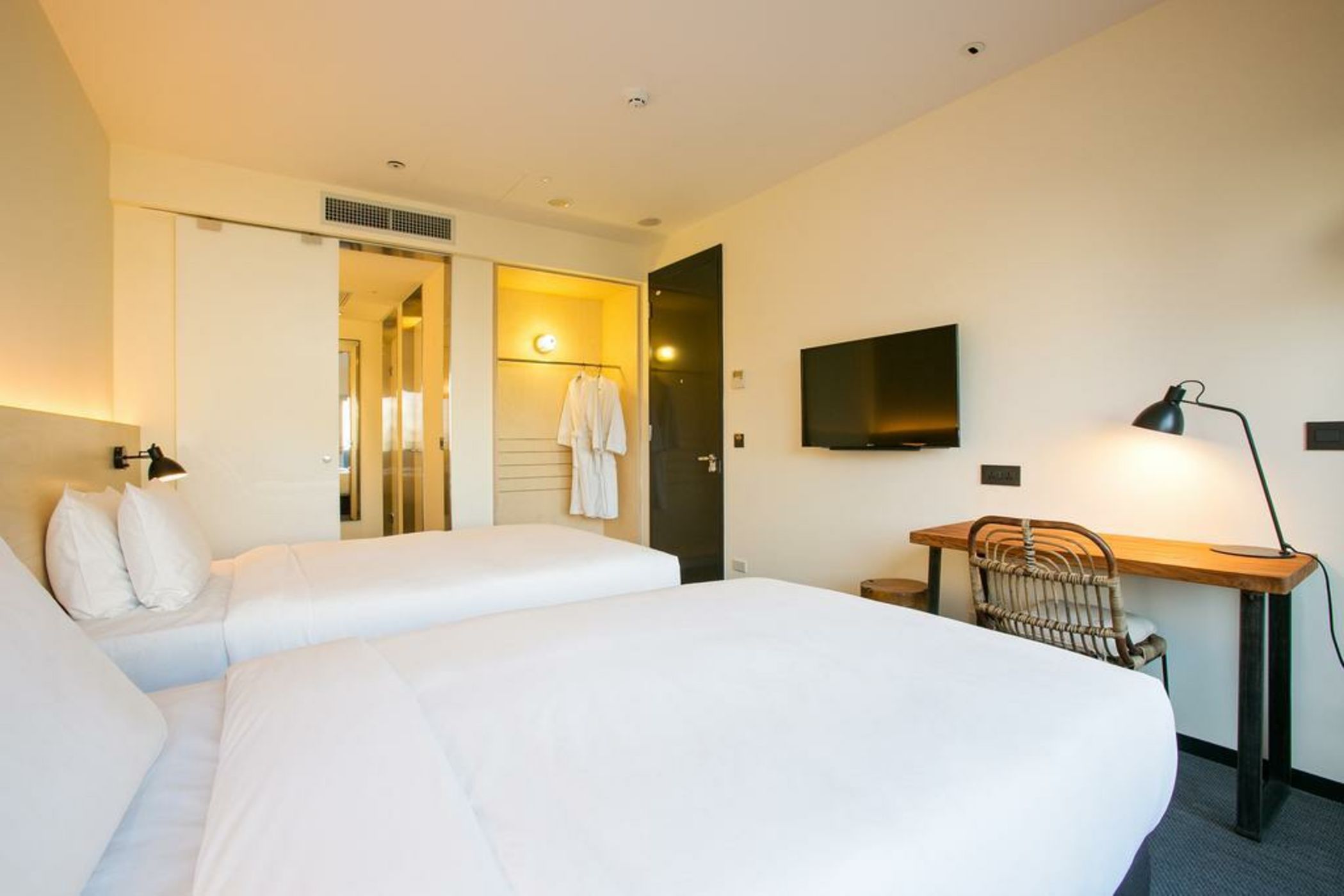 amba TAIPEI ZHONGSHAN