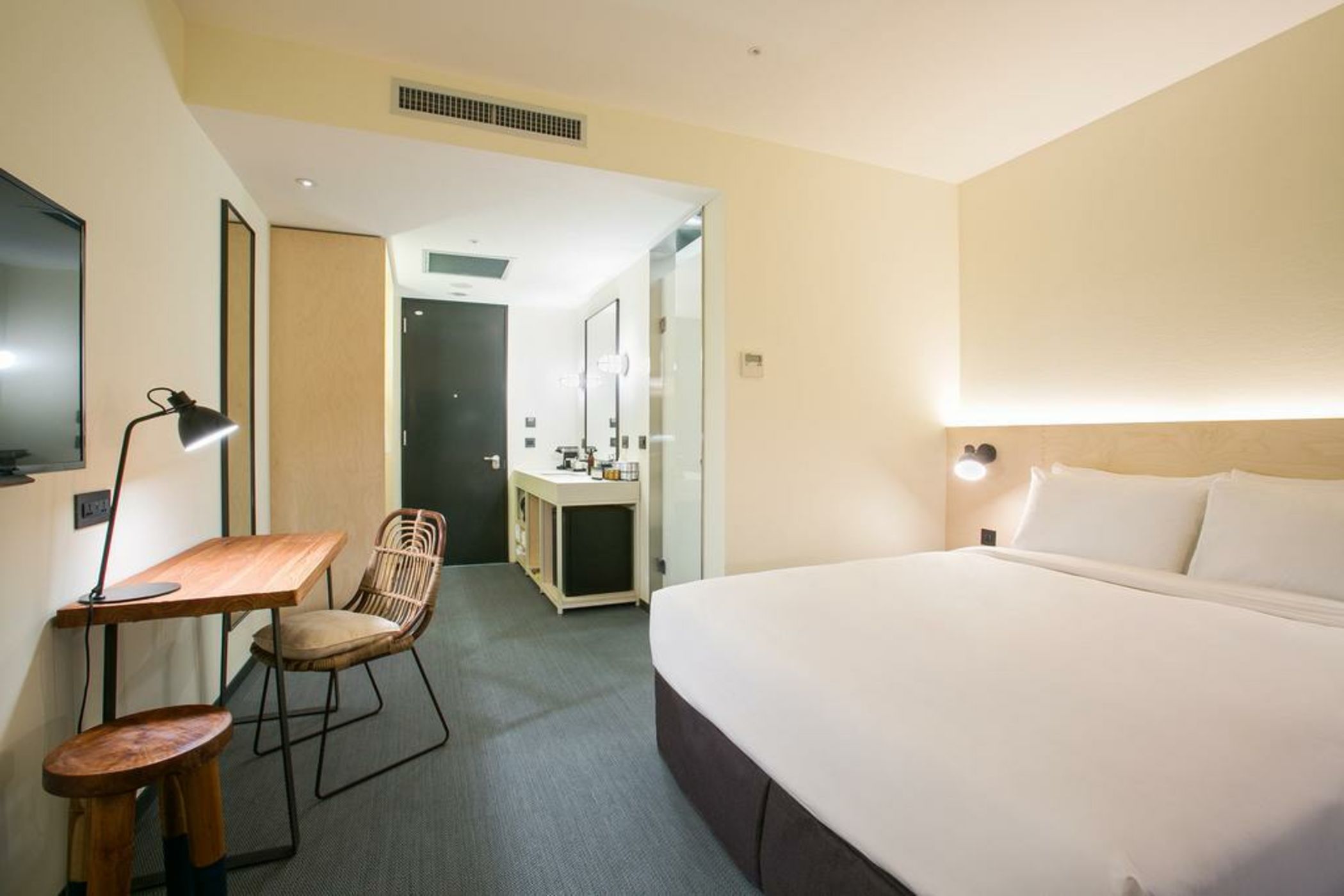 amba TAIPEI ZHONGSHAN