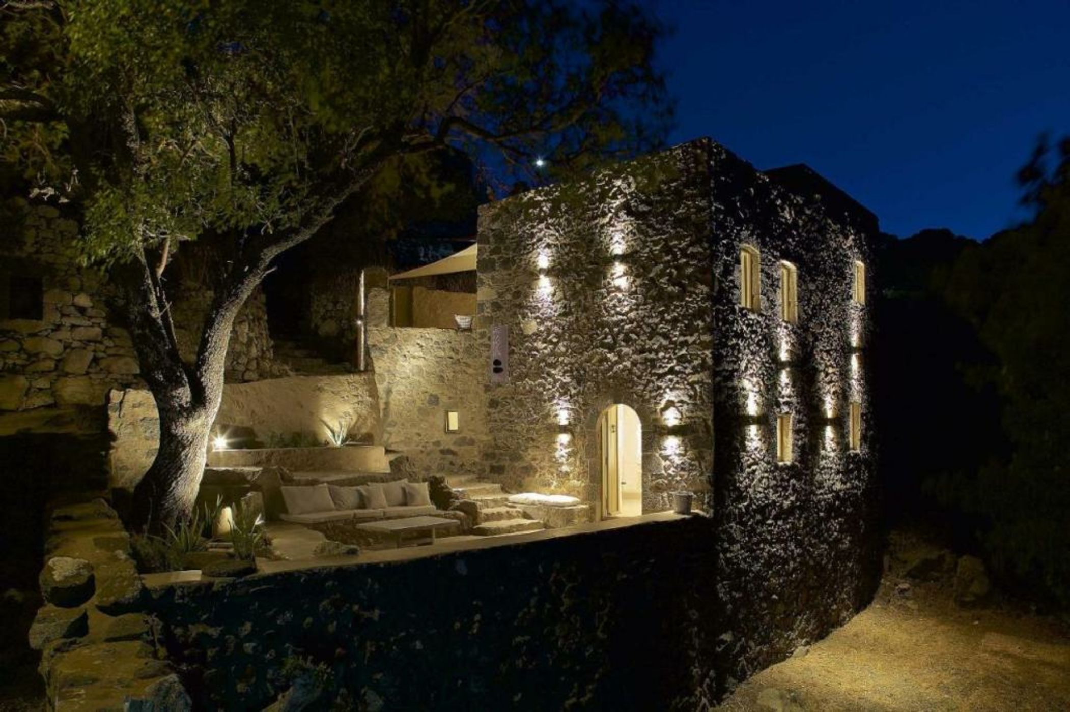 MELANOPETRA boutique apartments