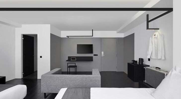 Hotel Mono