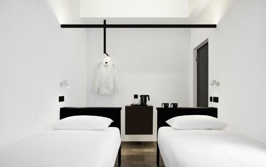 Hotel Mono
