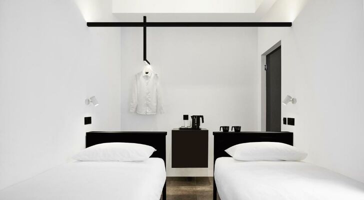 Hotel Mono