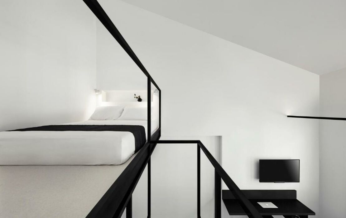 Hotel Mono