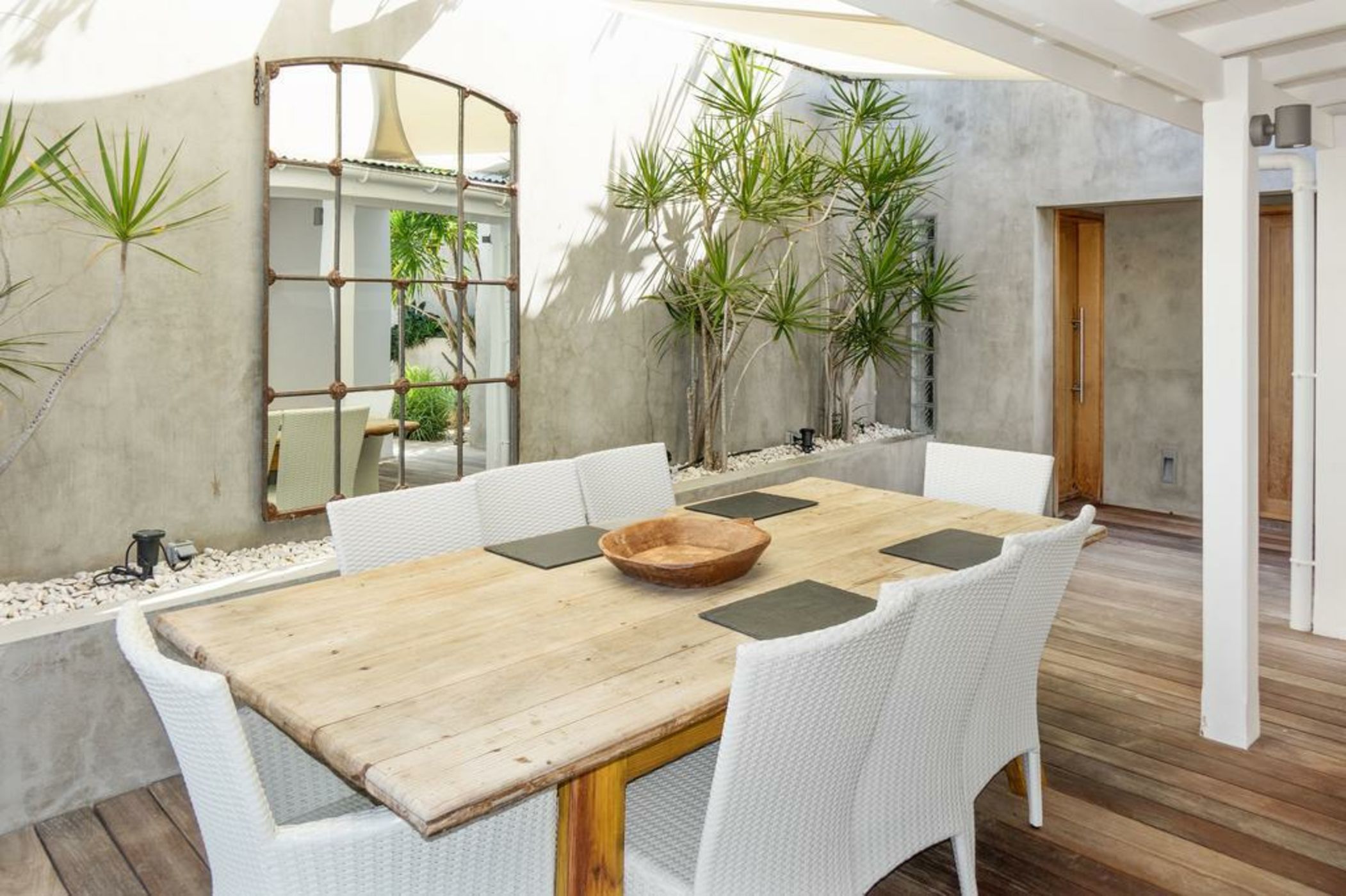 Lizaveta Villas Apartments Rentals