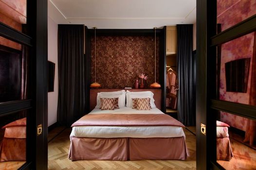 Velona's Jungle Luxury Suites
