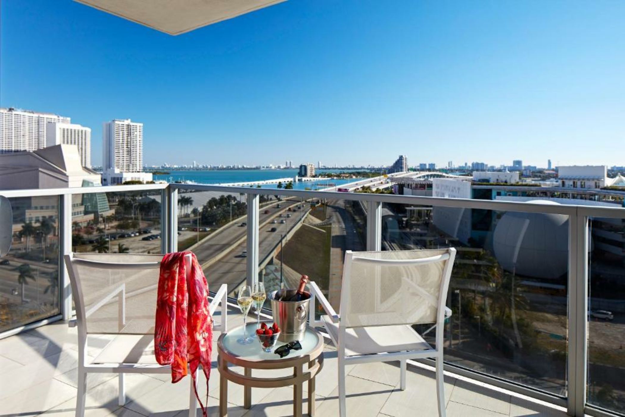 The Gabriel Miami Downtown, Curio Collection by Hilton