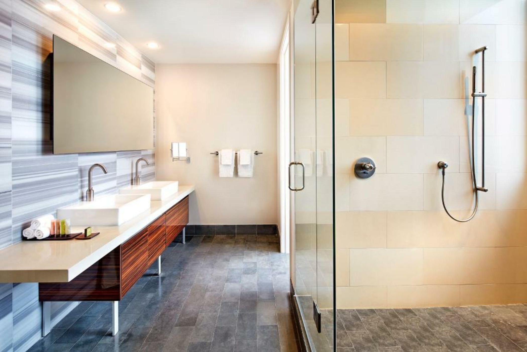 The Gabriel Miami Downtown, Curio Collection by Hilton