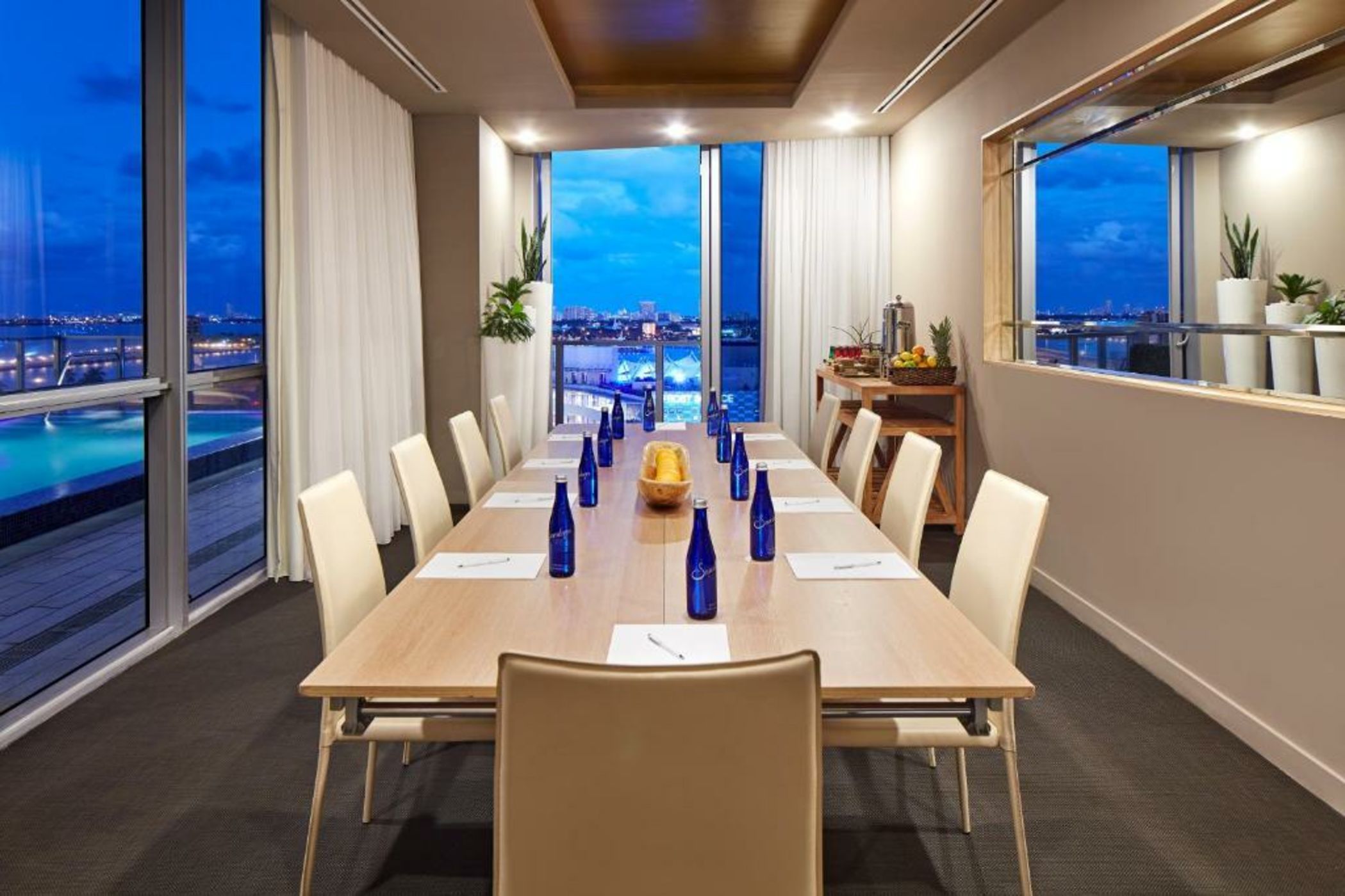 The Gabriel Miami Downtown, Curio Collection by Hilton