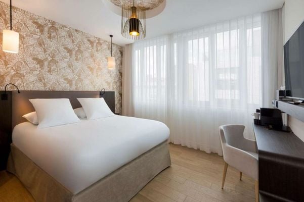 Hotel L'Arbre Voyageur - LILLE