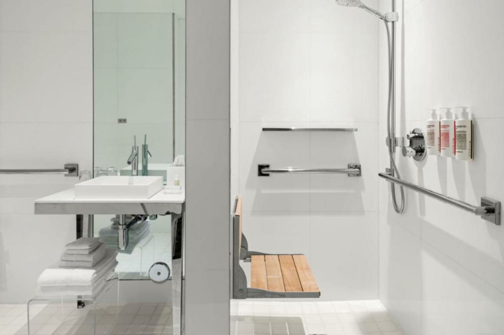 Dua Miami, Autograph Collection