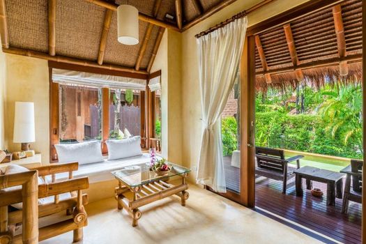 High Season Pool Villa & Spa
